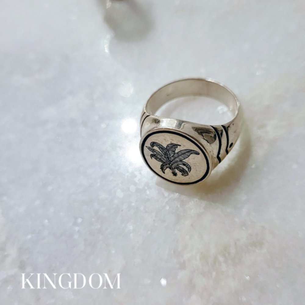 Palm Springs Signet Ring